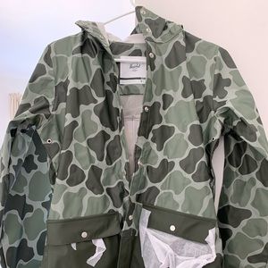 New with tags! Herschel Raincoat.